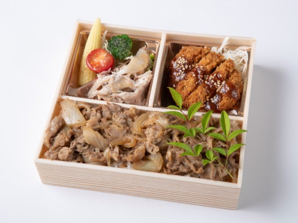 厳選ロースカツ＆すきやき重御膳