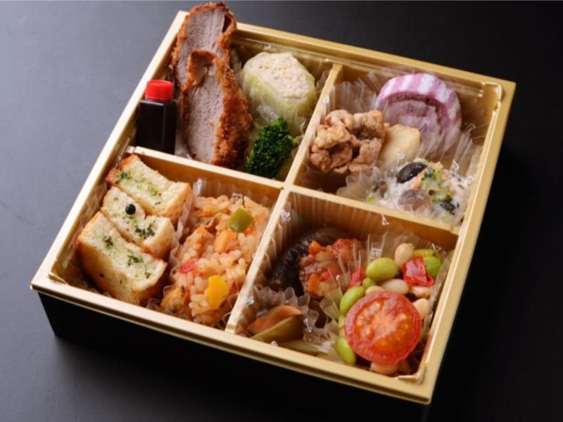 豚ヒレカツと彩菜１０品弁当