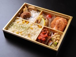 【9月～12月末まで限定2700円→2160円】海老カツとチキンとレモンのハニーマスタード煮込み彩菜８品弁当