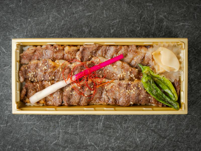 【お弁当デリ限定】黒毛和牛三角バラ焼肉弁当