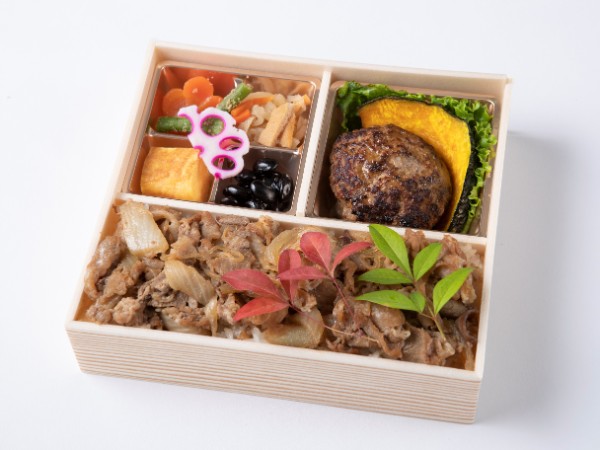 自家製和風ハンバーグとすきやき重御膳
