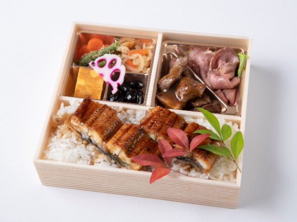 サイコロステーキ＆ローストビーフと鰻重御膳