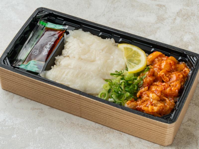 えんがわとサーモンの紅白丼