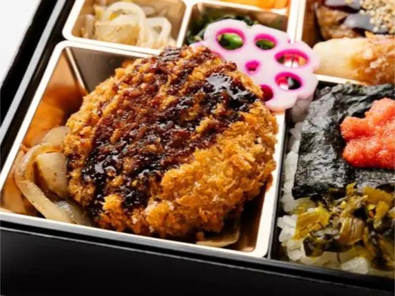 やわらかハンバーグとメンチカツ明太高菜海苔御膳