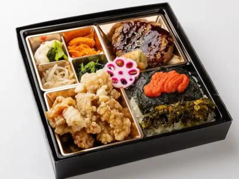 やわらかハンバーグと唐揚げ明太高菜海苔御膳