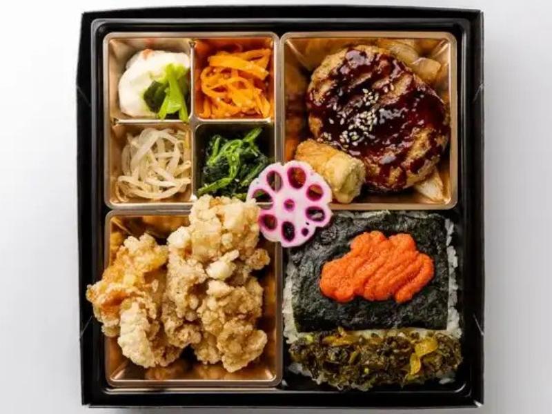 やわらかハンバーグと唐揚げ明太高菜海苔御膳