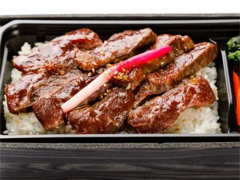 Ａ５ランク 赤身ステーキ弁当