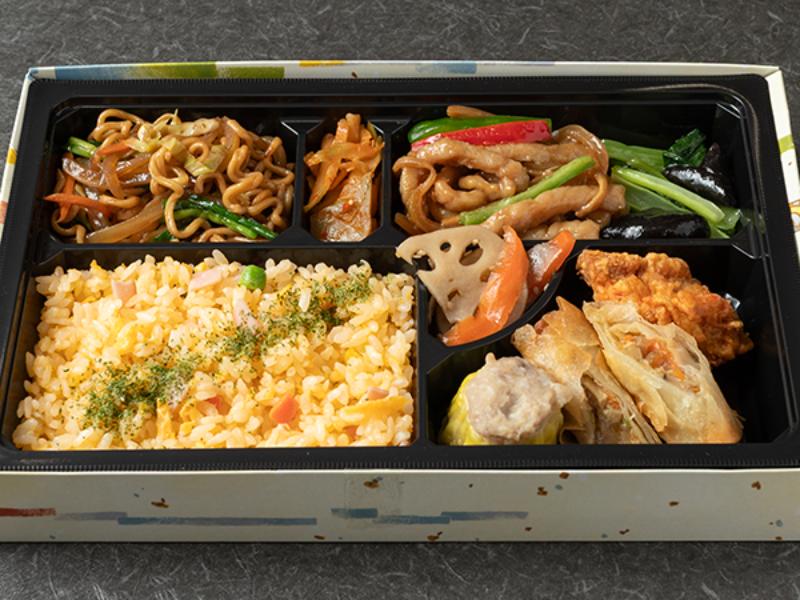 上海焼きそば＆青椒肉絲　中華点心セット