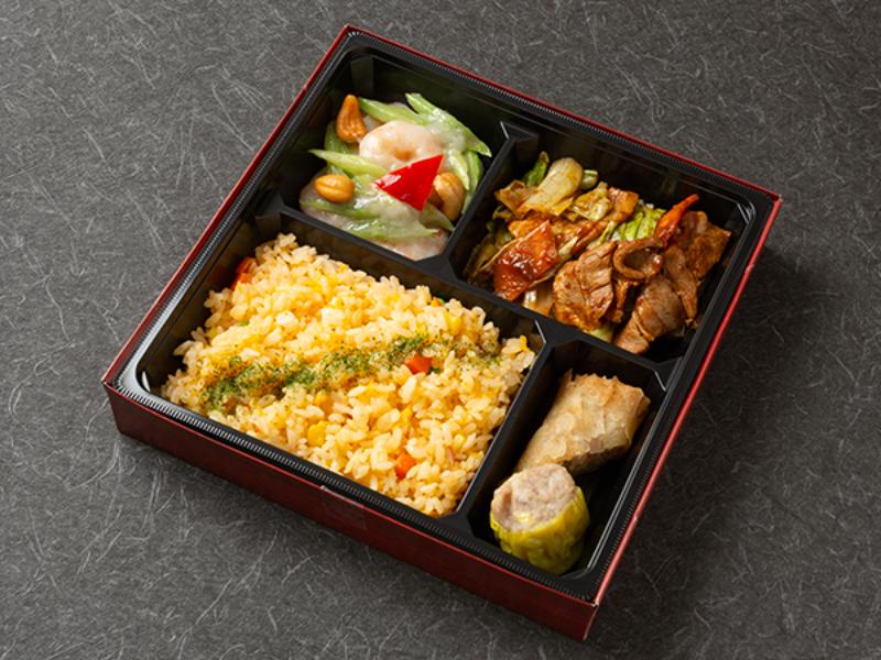 エビ塩炒めと回鍋肉の得得弁当