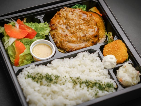 ハンバーグ弁当