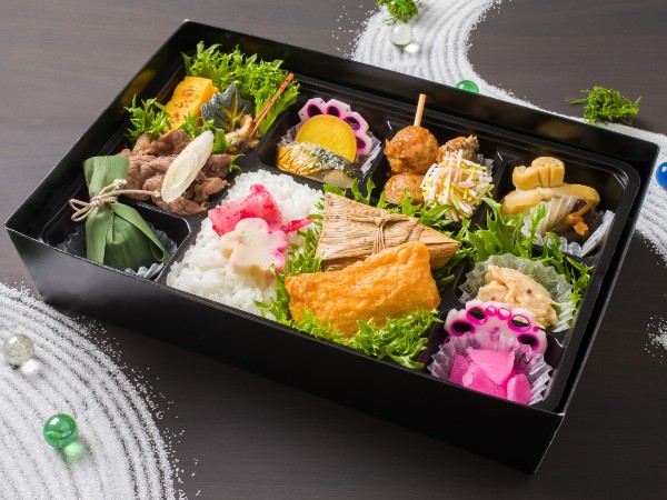 華やかな贅沢御膳《鶴》