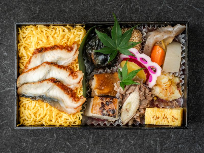 厳選すき焼きと鶏塩麴焼きの極上ゐぶき御膳