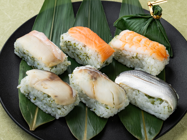 皇居外苑　江戸のリ笹巻き