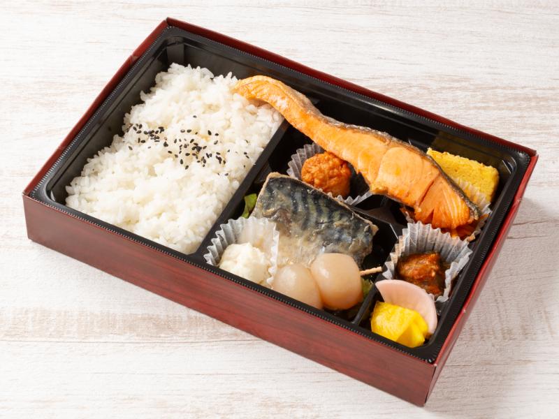 おもてなし幕の内さば味噌と鮭