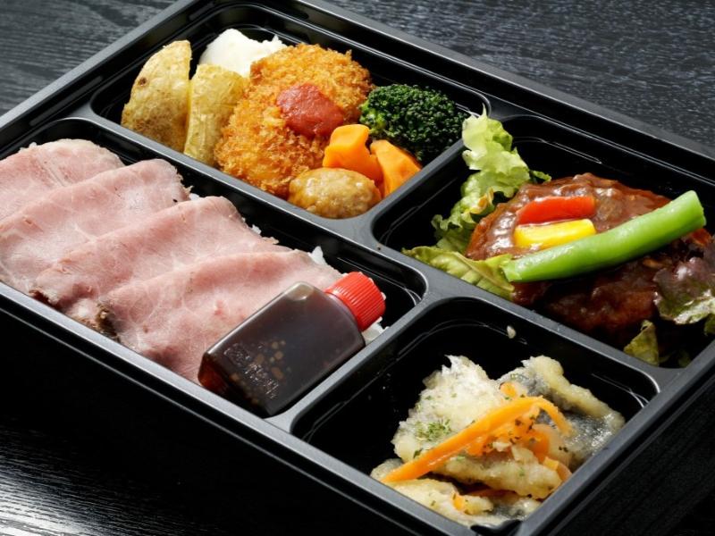 自家製煮込みハンバーグと和牛ローストビーフ丼