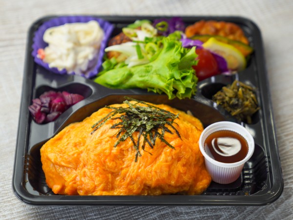 和風オムライス＆和風ハンバーグ弁当