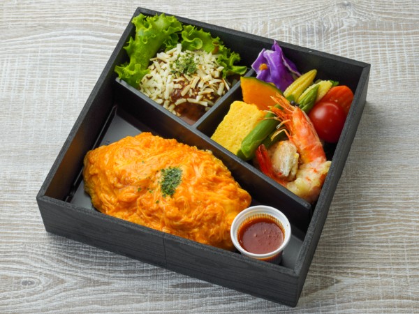 洋風オムライス＆チーズハンバーグ御膳