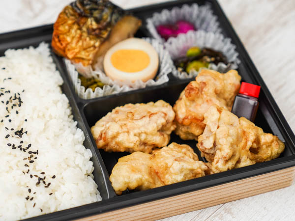 とり天とサバ塩焼き弁当