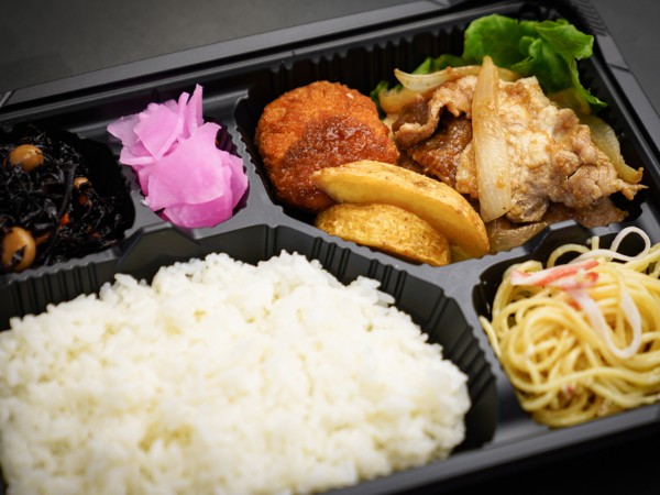 【NEW】豚肉の生姜焼き＆コロッケ