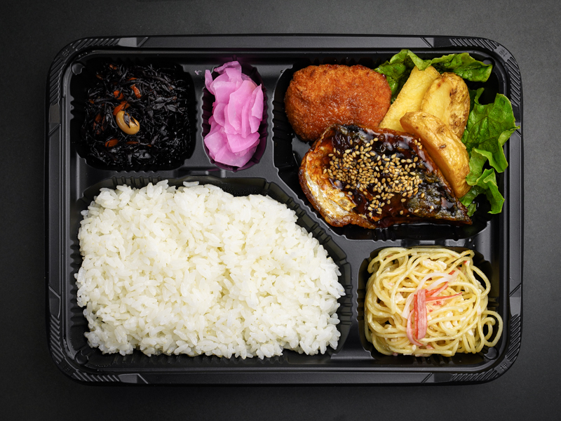 【NEW】さばの蒲焼き風＆コロッケ