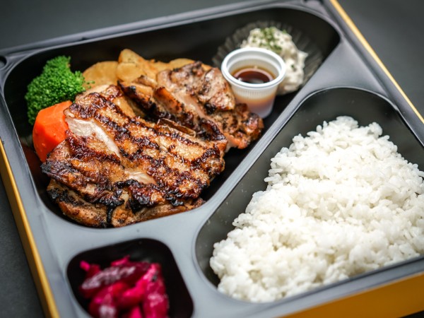 【お肉220g！】直火網焼きグリル・ド・チキン ジャンボ