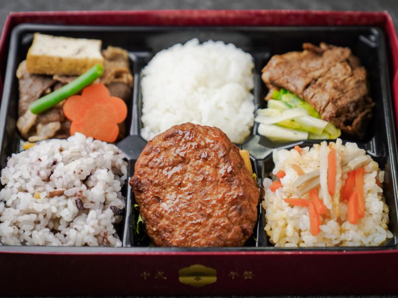 牛肉づくし６升のお弁当