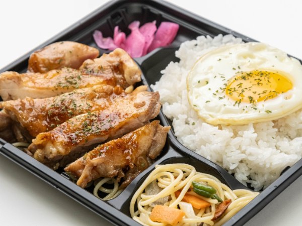 照焼チキン弁当〜目玉焼き添え〜
