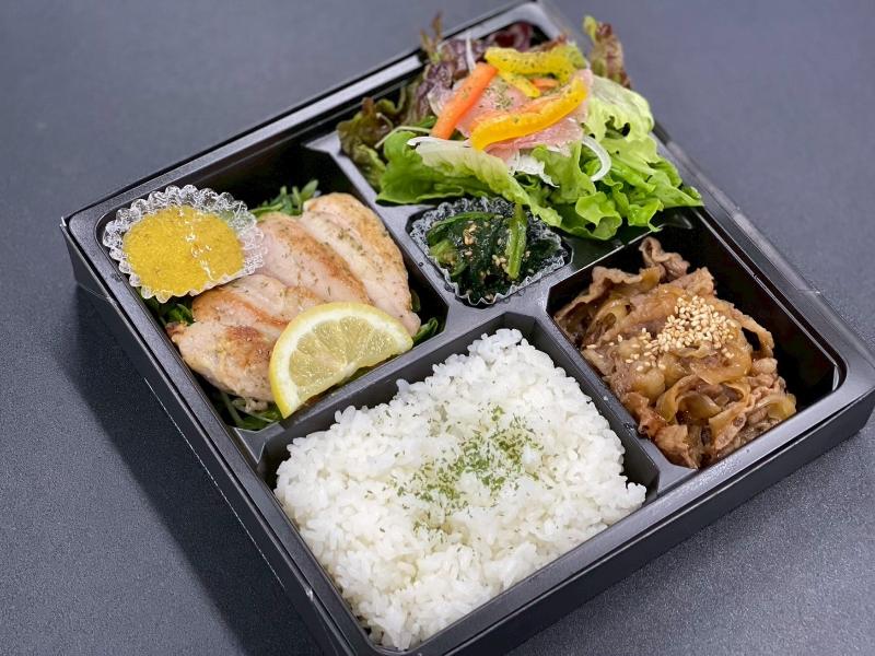 牛焼肉＆生ハムサラダ＆チキンステーキお弁当