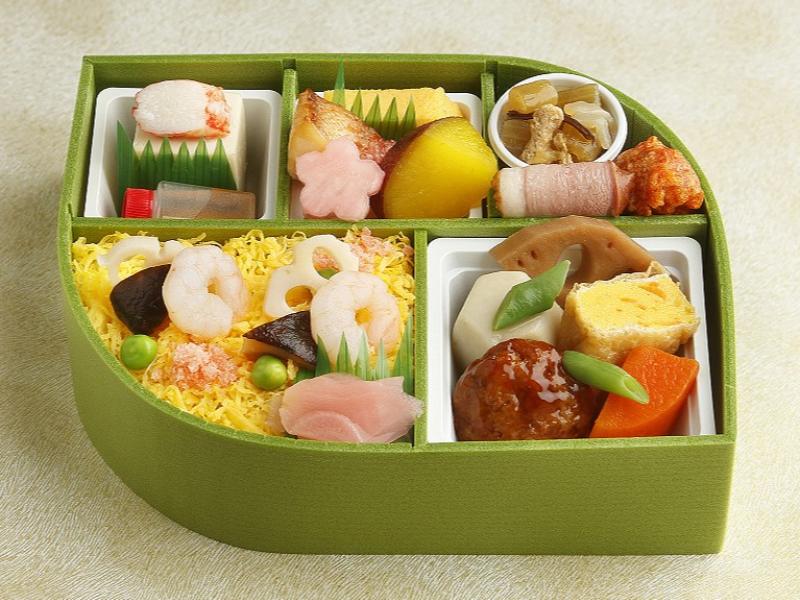 彩菜の膳（500mlペット緑茶付き）【6月～11月】