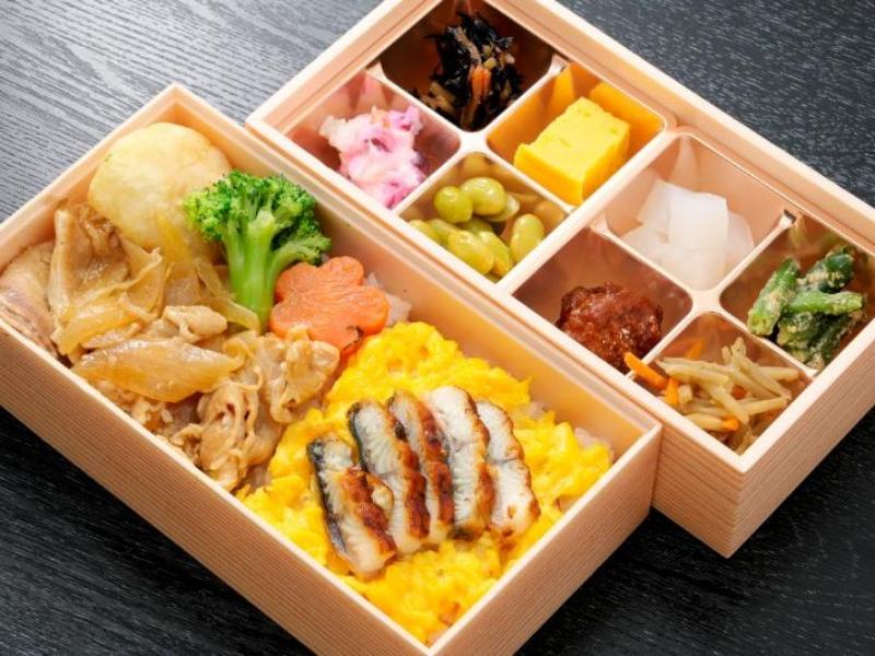 うな玉と豚カルビ重