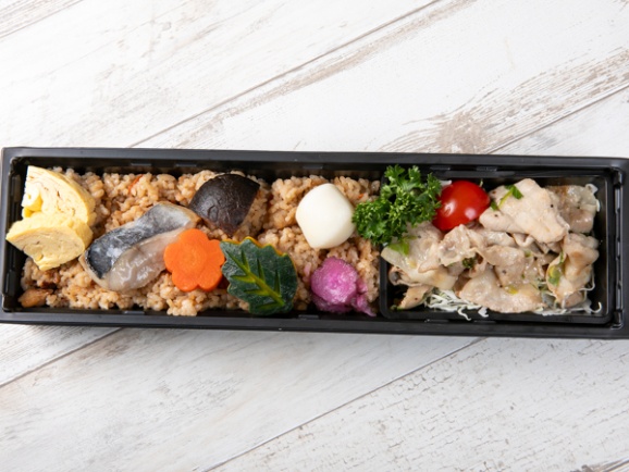 【炊き込みご飯と幽庵焼きの長折御膳】葱塩豚カルビ