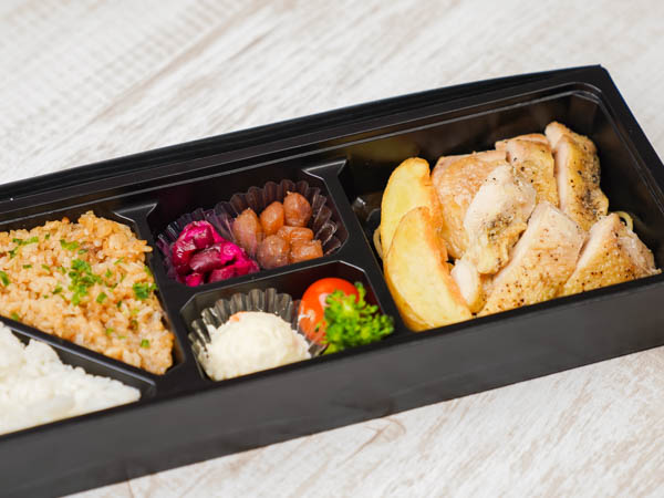 爆爆チキンステーキ弁当