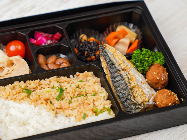 御得鯖塩焼き弁当