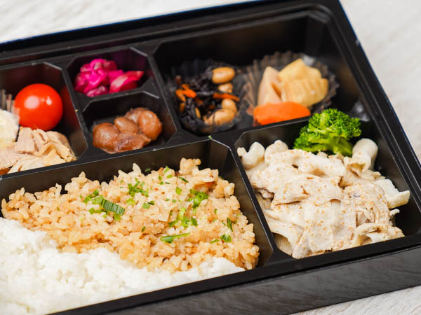 御得ごまだれ豚しゃぶ弁当