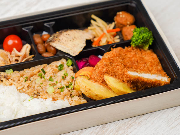満満トンカツ弁当