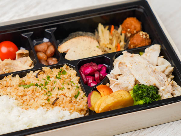 満満ごまだれ豚しゃぶ弁当
