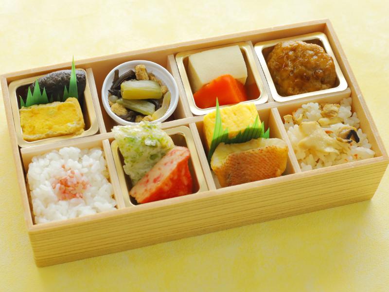 紬（500ｍｌペット緑茶付き）【3月20日～4月12日納品不可】