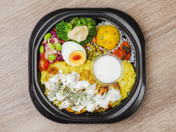 べジ惣菜5種のNYチキンオーバーライス弁当