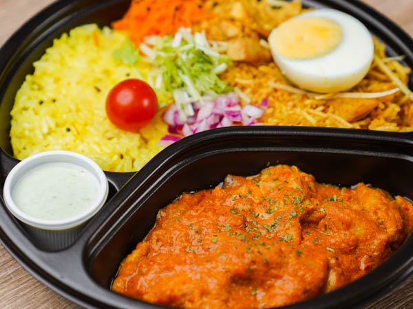 ビリヤニカレーセット（チキンカラヒ）