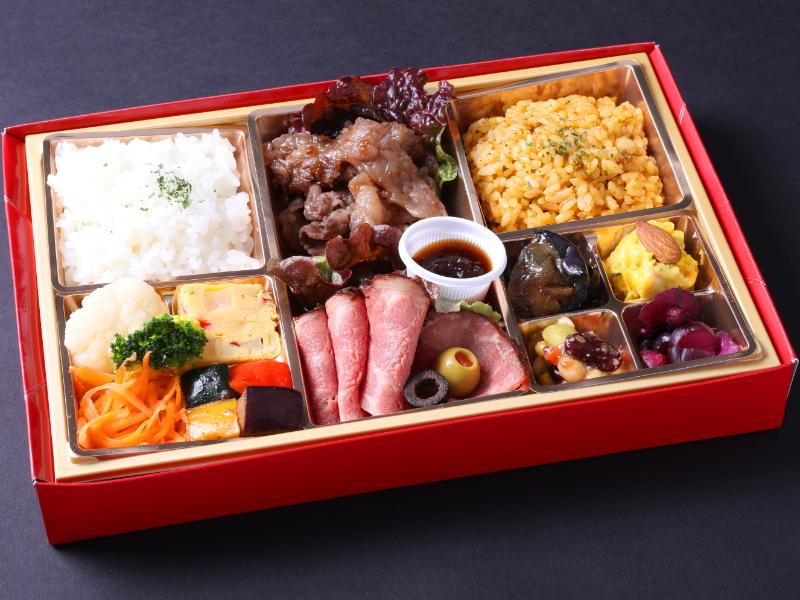 黒毛和牛赤ワイン煮とローストビーフ