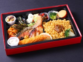 サーモンのムニエルとアソートBOX 【ドライカレー】