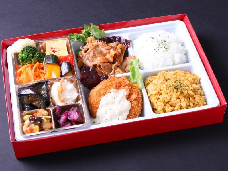 ポークジンジャーとカニクリームコロッケ