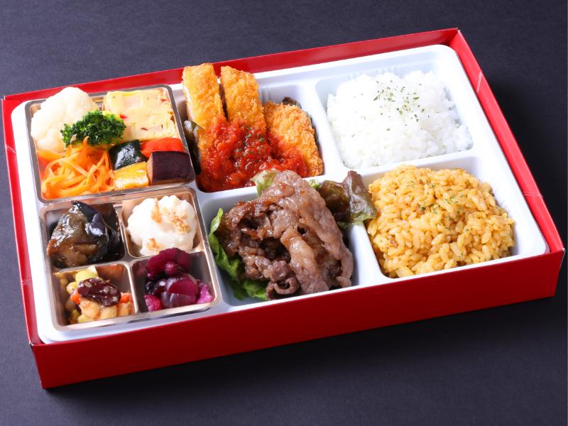 牛肉の赤ワイン煮とポークカツレツ