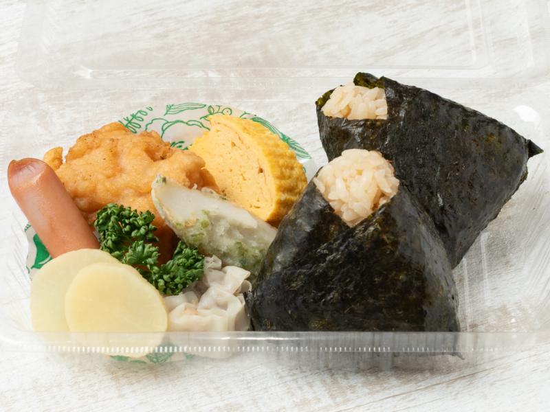 出汁で炊いた二種類選べるおにぎりセット