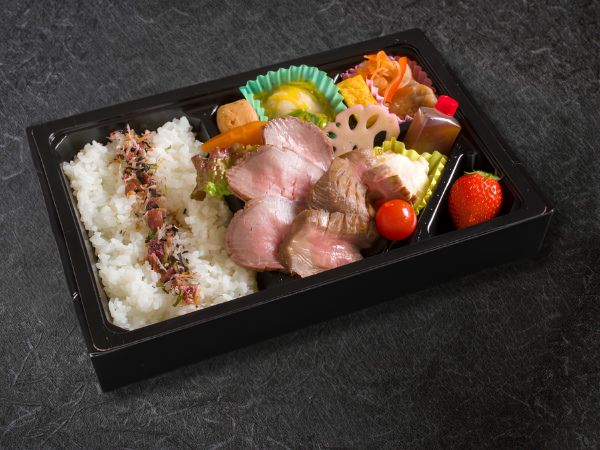 肉厚牛タンとローストビーフ御膳