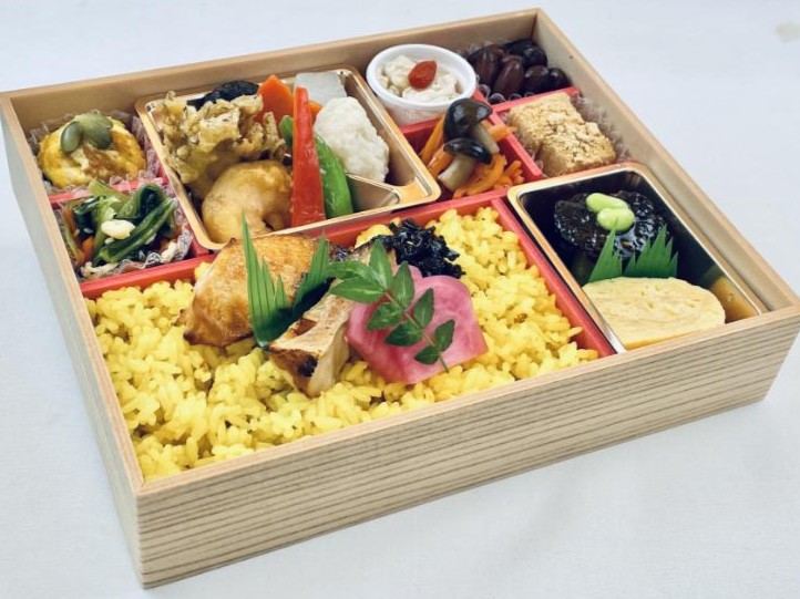 こがね御飯と多菜おかず こがね米屋