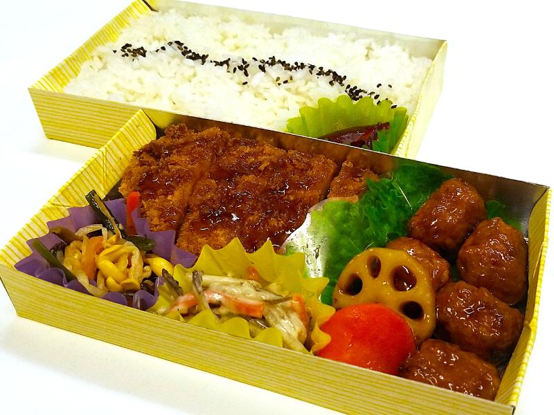 とんかつ×肉団子と野菜の黒酢餡かけ弁当