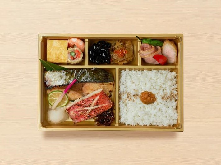 お魚弁当 極み 季節のお魚二種