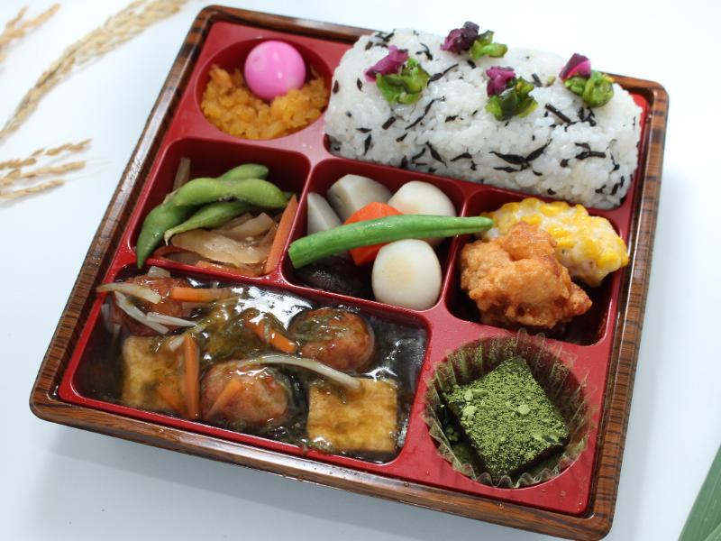 【特製】肉団子〜岩海苔の餡をかけて〜（ひじきごはん）