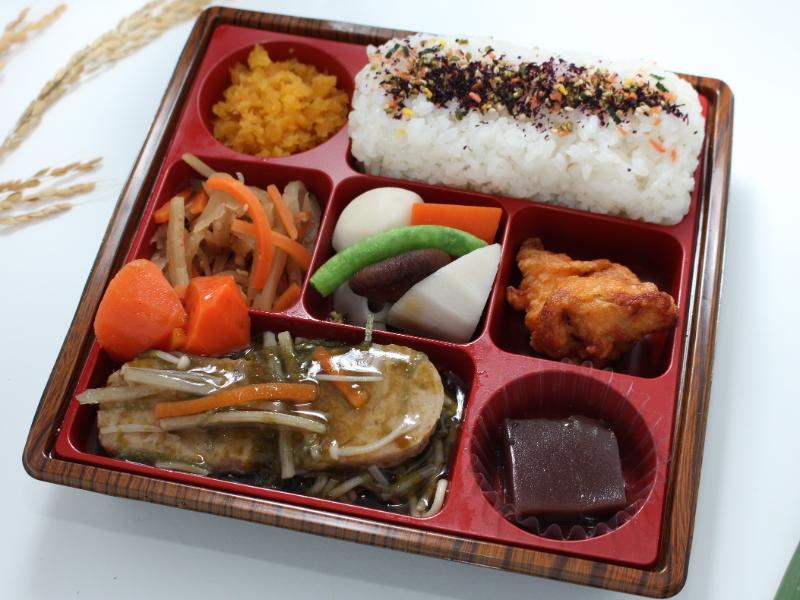 【定番】ハンバーグ〜岩海苔の餡をかけて〜